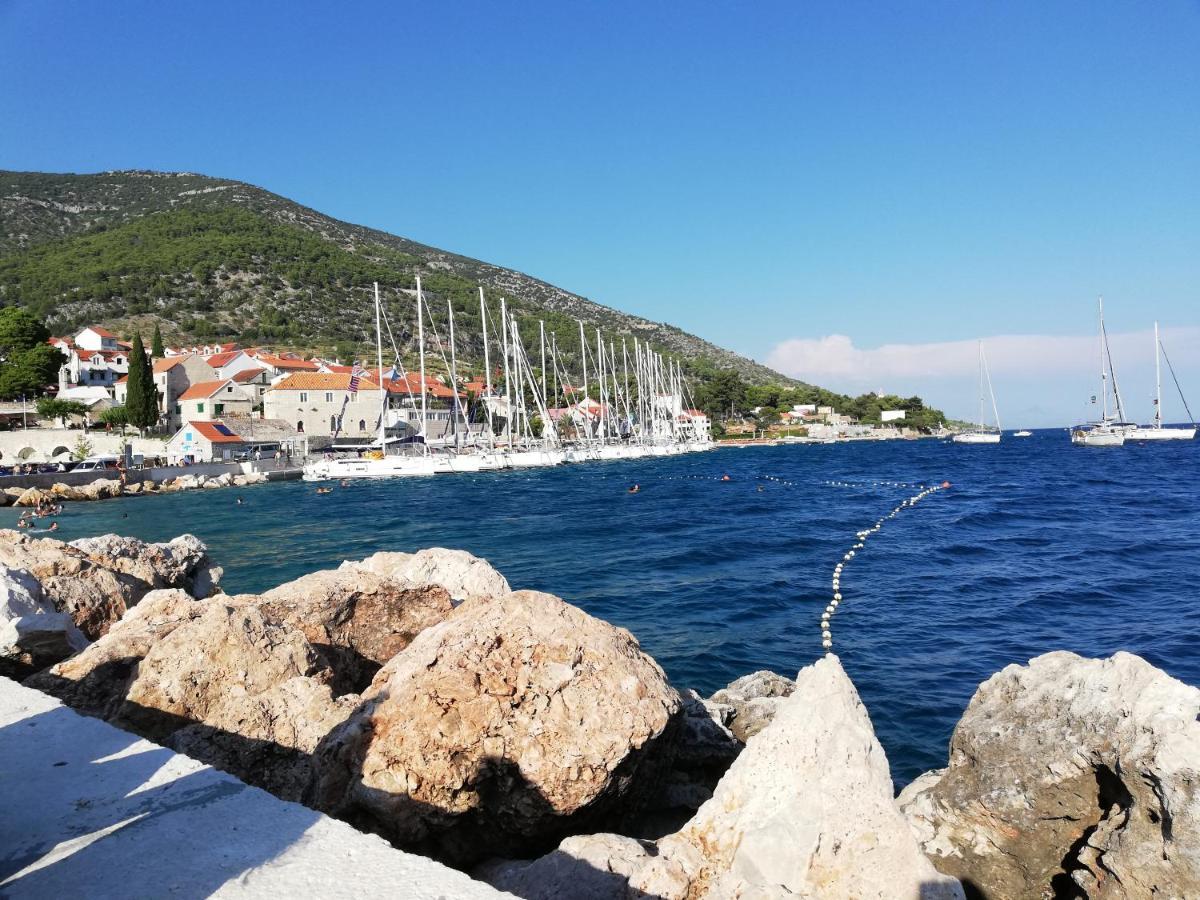 Matko 1 Apartman Bol Kültér fotó