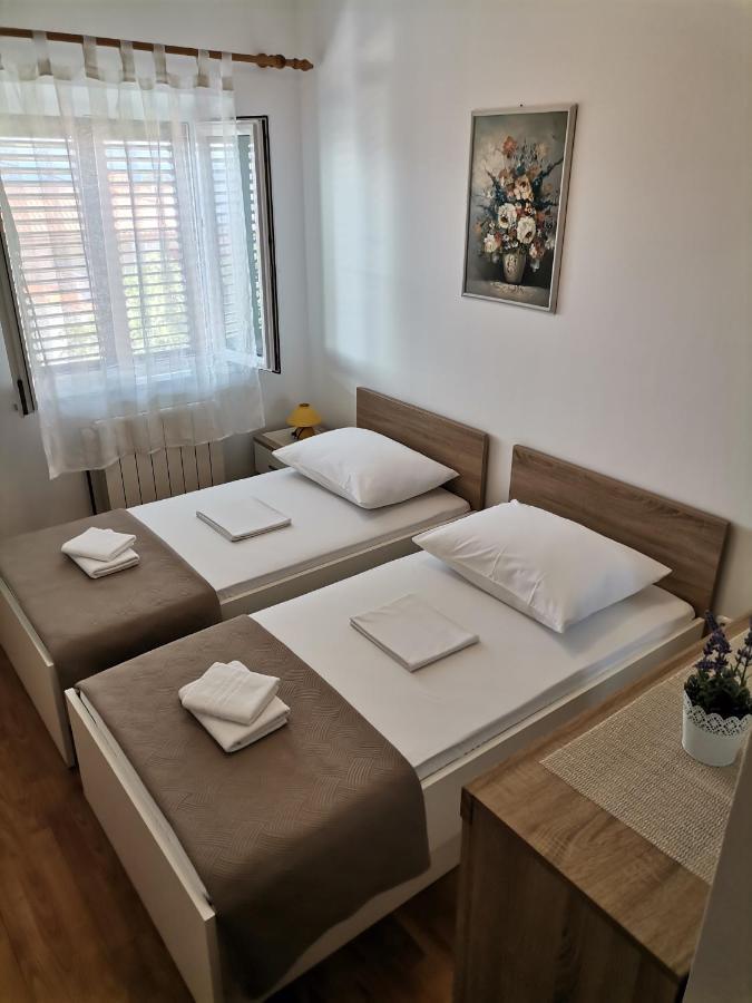 Matko 1 Apartman Bol Kültér fotó